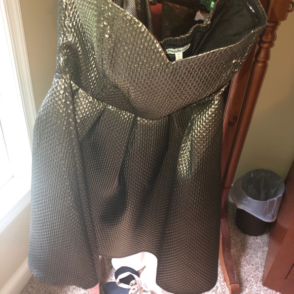 Gold shirt dress - Picture 1 of 2